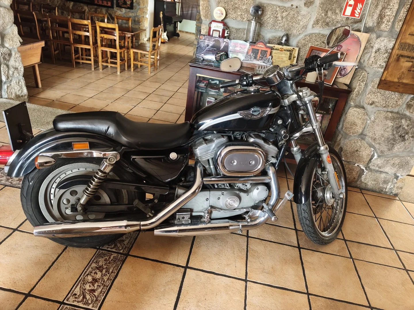HARLEY DAVIDSON SPORTSTER 883 XLH 53